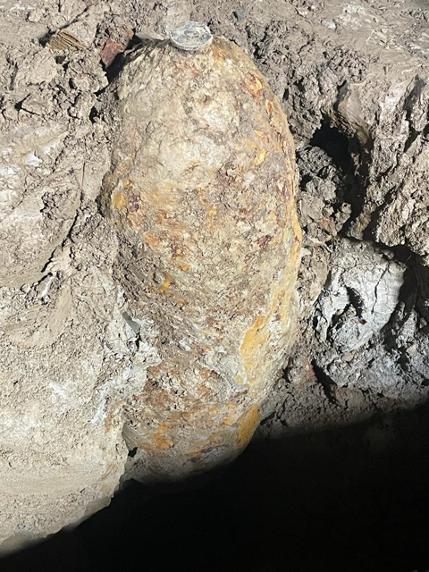 Sprengbombe 500lbs Raubling, 2022.jpg