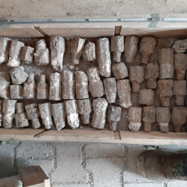 Stabbrandbomben Teile 4lbs, München 2019.jpg