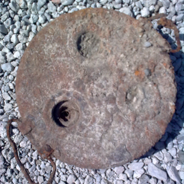 Panzermine bei Garmisch 2010.jpg